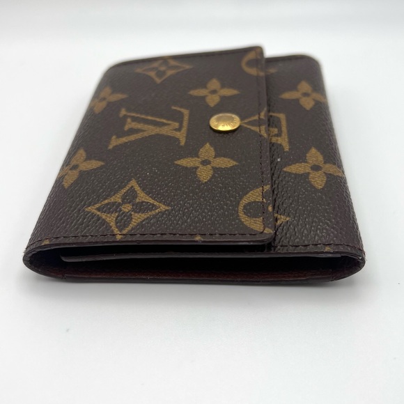 🛍️LOUIS VUITTON Trifold Card Holder - Picture 12 of 14